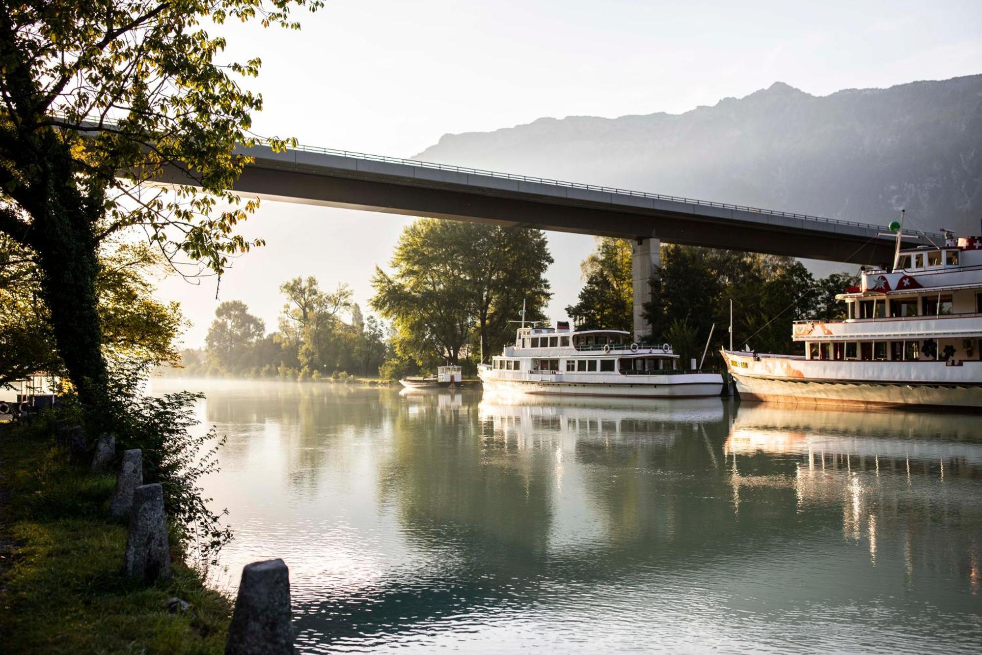 The River Village Interlaken Bagian luar foto