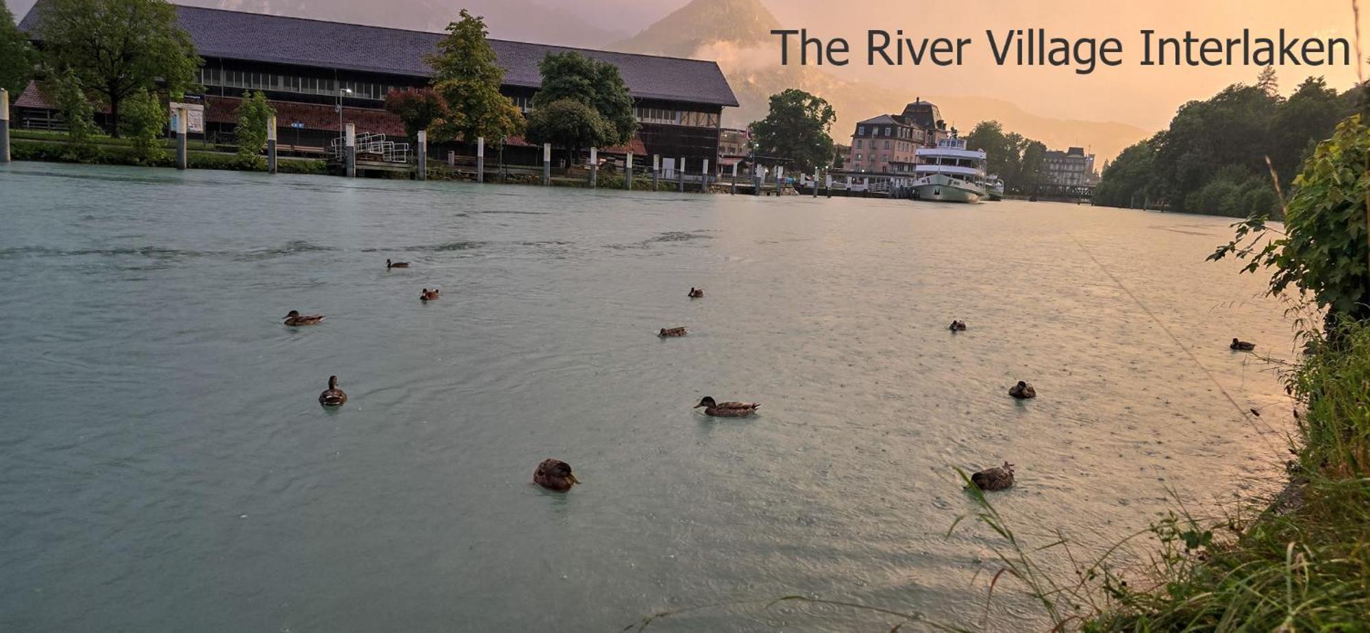 The River Village Interlaken Bagian luar foto